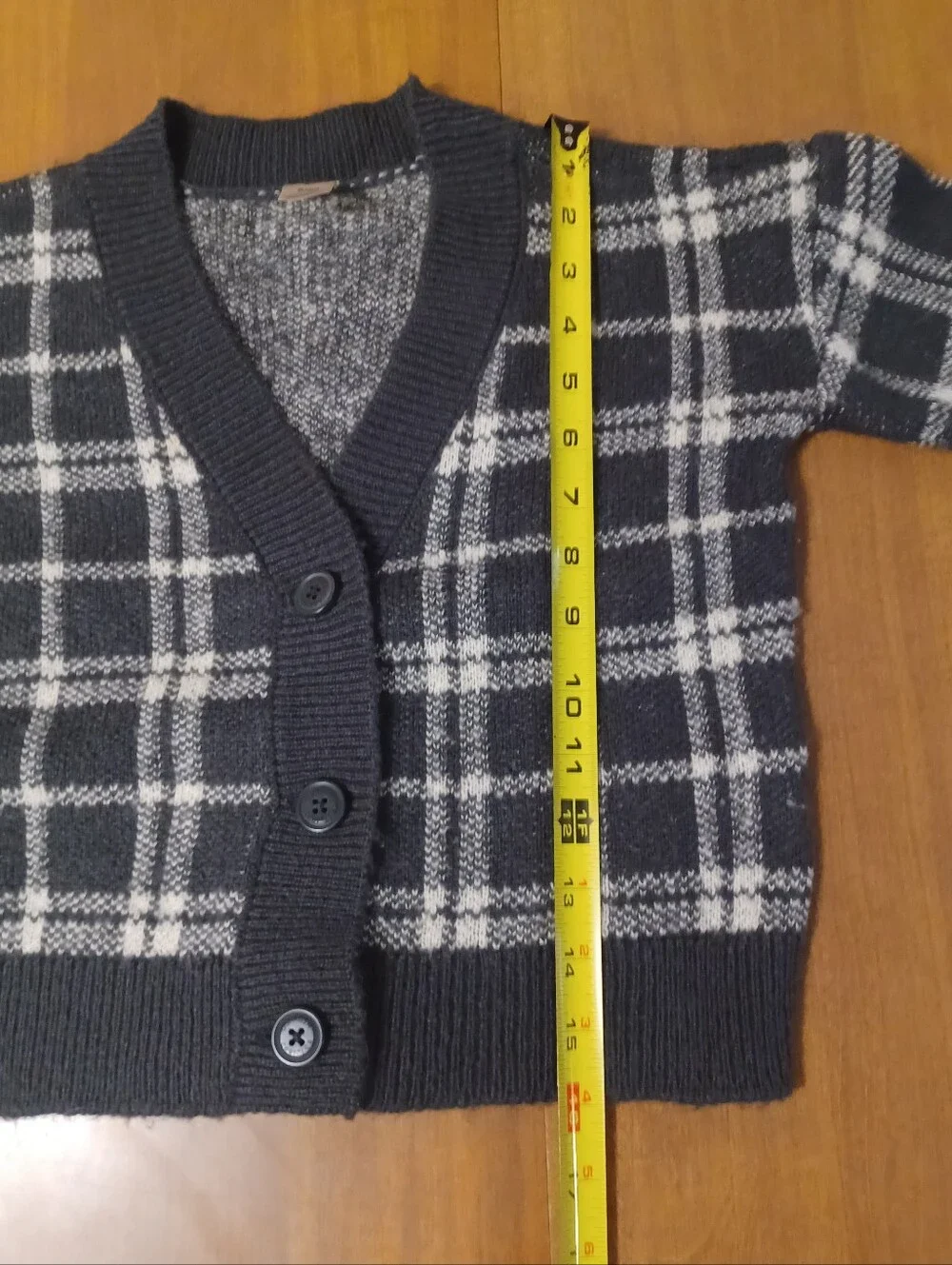 OshKosh B'Gosh Plaid Cardigan Sweater Girls 8/8A Black White Button V-Neck